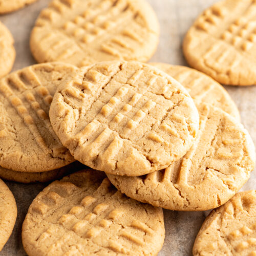 Mixing Ingredients Standing Kitchen Mixer Bake Peanut Butter Cookies Stock  Photo by ©urban_light 478680366